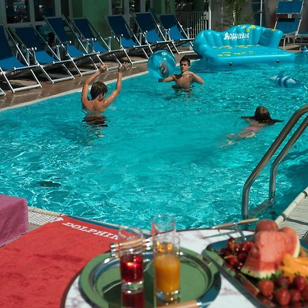 Residence Eurogarden Ріміні Екстер'єр фото